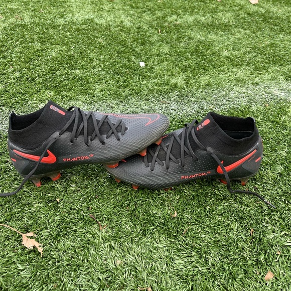 Nike Men’s Phantom Soccer Cleats Size 9 - Picture 3 of 5